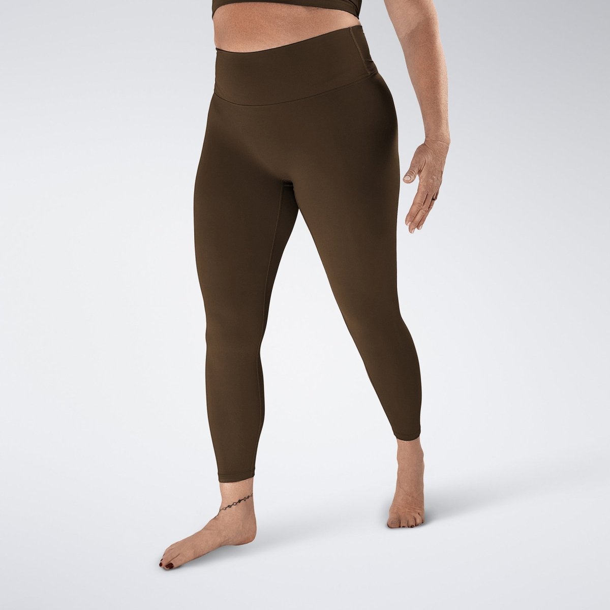 Flow State™ Yoga / Pilates Leggings in Chocolate Brown — product view