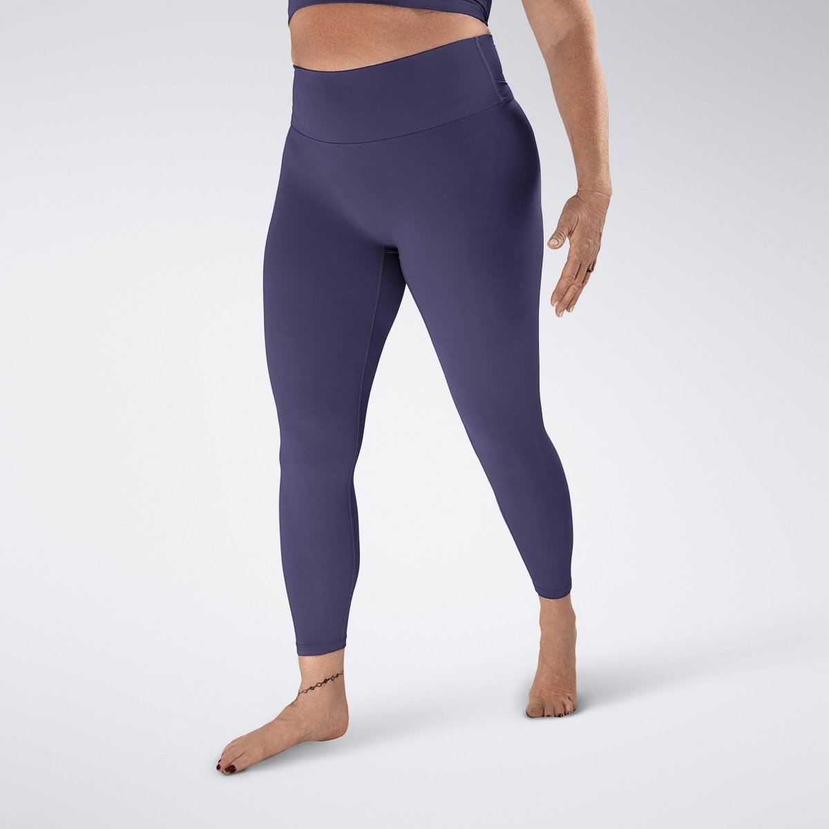 Flow State™ Yoga / Pilates Leggings in Purple — product view