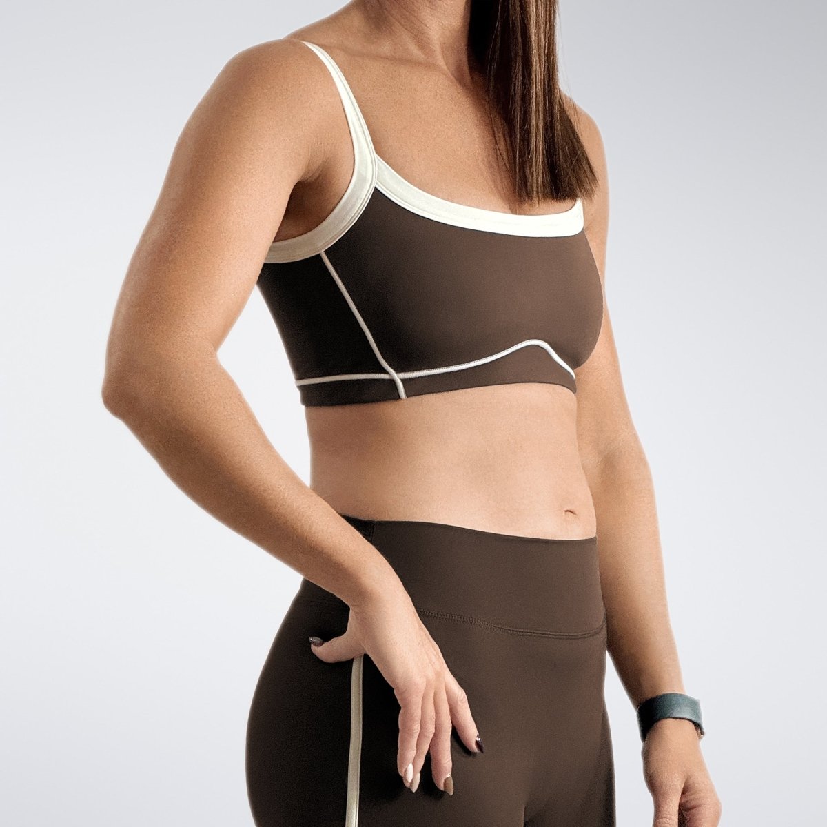 Activewear Set in chocolate brown on model - Form Collection activewear