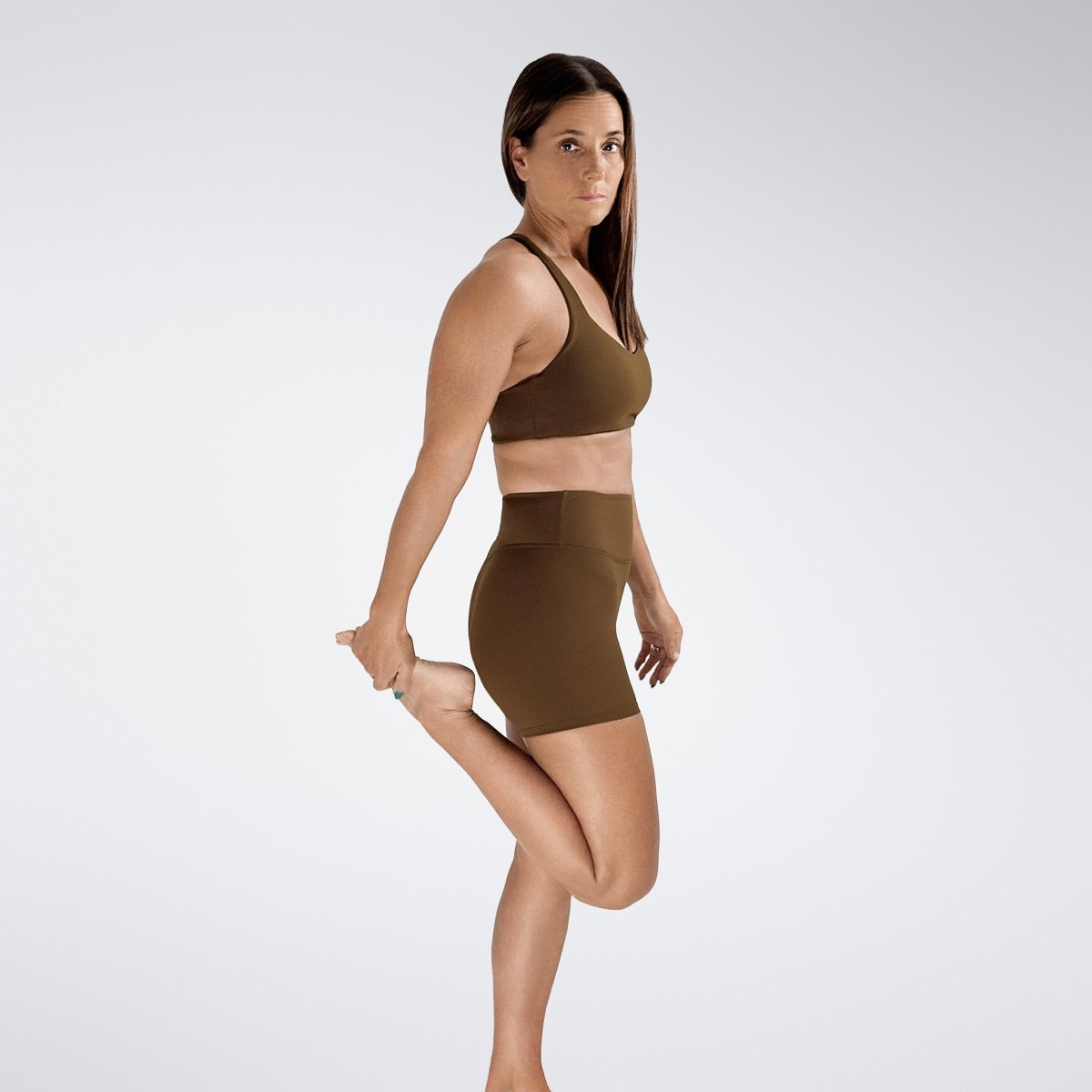 Reformer Yoga / Pilates Shorts in Chocolate Brown — additional view